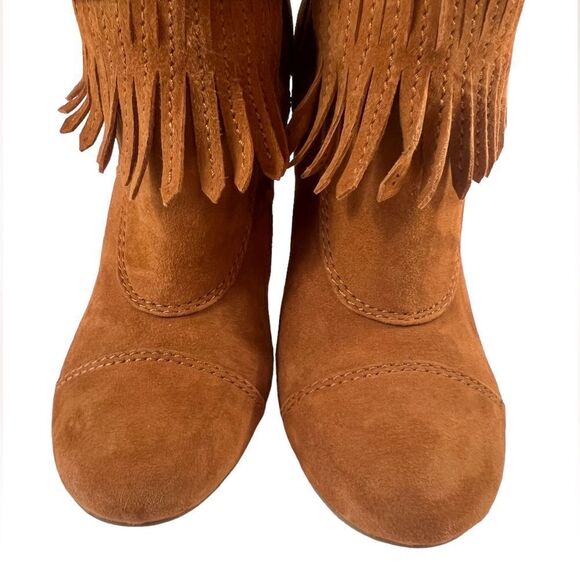 BCBGirls Inkie’s Brown Suede Fringe Roper Style Ankle Boots Side Zip Round Toe - Picture 3 of 14